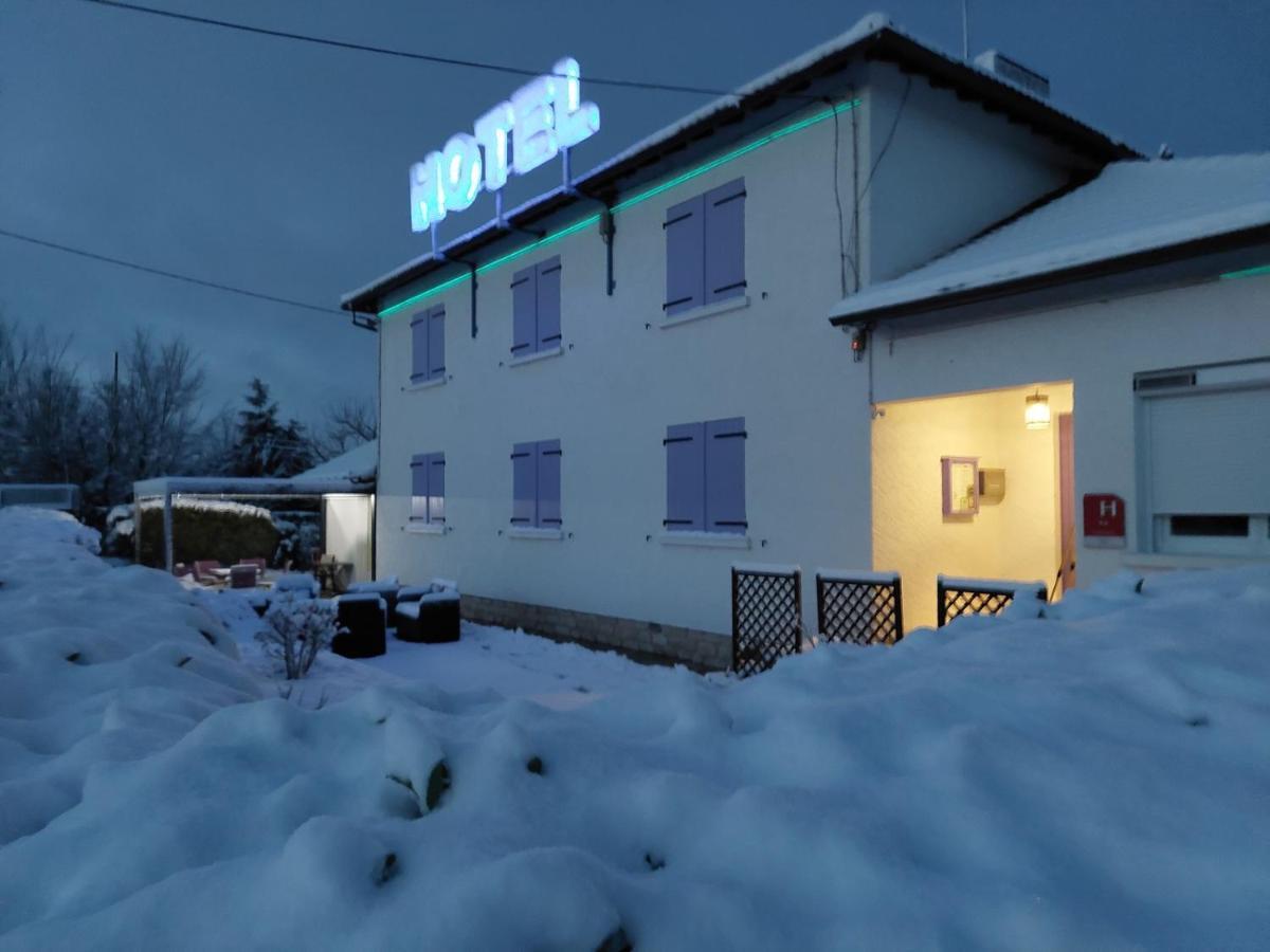 Hotel Au Charme Du Levat Saint Paul de Loubressac Экстерьер фото